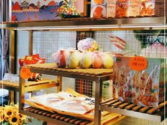 面包甜点陈列柜-皇饭儿·王润兴酒楼(河坊街店)