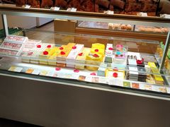 面包甜点陈列柜-好利来(龙首印象城店)