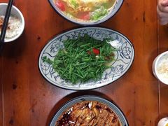 -将就吃农家特色土菜馆