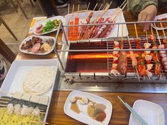-哈尔滨小酒馆·鲜肉现穿自助烧烤(康新花园店)
