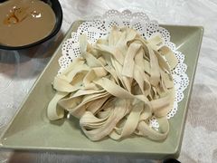 -羊家胡同·龙虾烧烤火锅(龙汇路店)