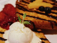 -Common Table · Brunch & Coffee