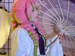 -米游妙妙屋cosplay换装自拍摄影体验馆