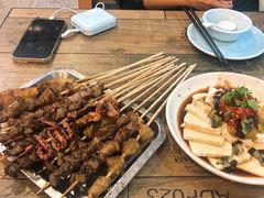 -毛胡子牛羊餐馆(武宁路店)