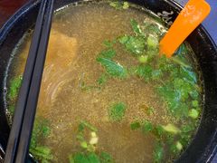 牛肉粉丝汤-大龙汤包