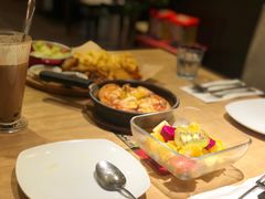 -必胜客(WOW中心城店)