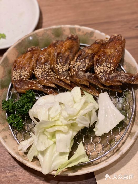 鳥良商店炸鸡翅图片