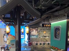 -佬麻雀·新湘菜(珠海金发购物中心店)