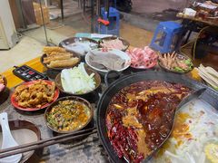 -谭记重庆老火锅(总店)