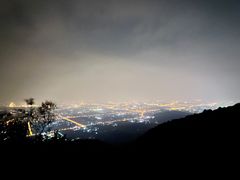 -鬼笑石后山停车场