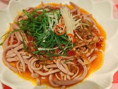-洪霞餐馆·川菜·鲜货现炒(两江春城店)