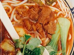 -鑫花溪牛肉米粉(东环大润发店)