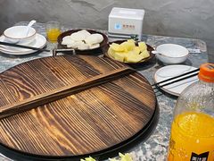-三里屯土灶炖公鸡地锅鸡(江东店)