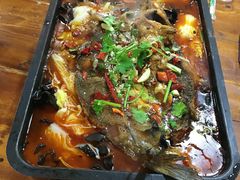 -老东镇啤酒屋海鲜加工·蒸汽海鲜·海鲜烧烤(台东店)