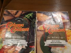 菜单-卷心菜和避孕套餐厅(Pattaya)