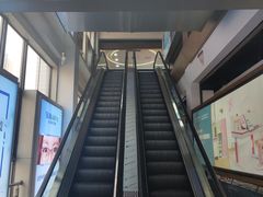 -新华书店(新街口旗舰店)