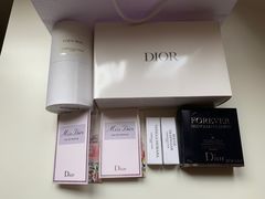 -Dior迪奥(上海世茂广场店)