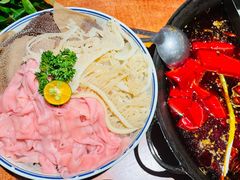 -周小明火锅(黑金冠社区店)