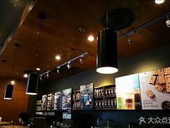 -星巴克(重庆火车北站北广场II店)
