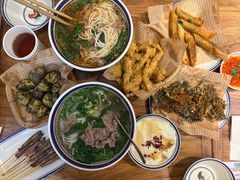 -云阿蛮云南生烫牛肉米线(奉贤路店)