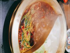 -沸炉重庆老火锅(军事博物馆店)