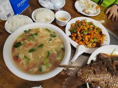 -明月食府(二区干二路店)