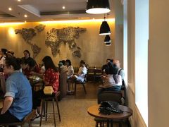 大堂-星巴克臻选(广州沙面店)