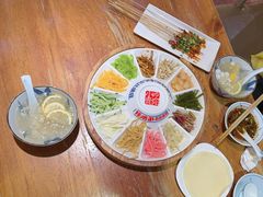 -怪噜范·老贵阳街头名小吃(鸿通城店)