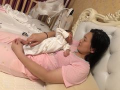 -爱贝尔高端月嫂(母婴护理)