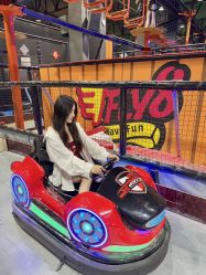 -飞吧潮玩运动蹦床游乐场
