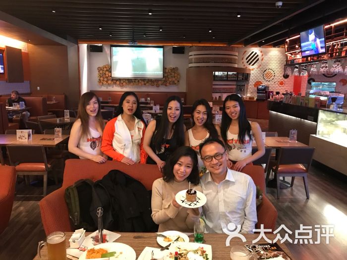 hooters猫头鹰餐厅(尚嘉中心店-图片-上海美食-大众点评网