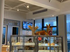 面包甜点陈列柜-太平洋咖啡(海天驿站店)