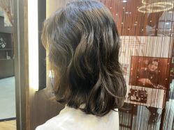 -首脑美发沙龙