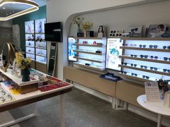 -无界眼镜MaxLess(南翔印象城店)