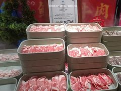 -四囍码头海鲜烧烤自助火锅(外滩南京东路悦荟广场店)