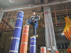 -嗨翻Hi-Fun竞技主题乐园·蹦床亲子生日轰趴(国光1937店)