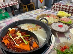 -赵美丽·重庆社区火锅·直营店(火车东站·中豪国际店)