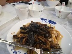 -满江红四季餐厅 · 国家五钻级酒家(新纪元大酒店店)