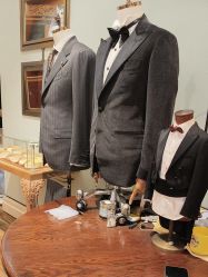 -胤一红帮手工西服定制(日湖店)