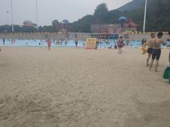-汤山欢乐雪世界