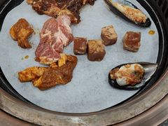 -锤头鲨毛肚海鲜烤肉自助餐厅(国购广场店)