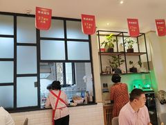 -镇南锅盖面馆(解放路店)