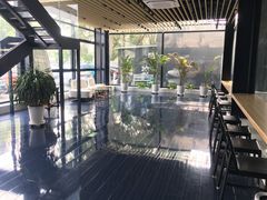 -梦想之巅·青少年篮球·羽毛球·培训中心(西站店)