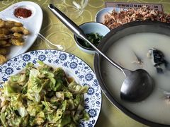 -雪湖煜辰鱼头老店(雪野湖店)