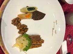 -功德林(南京西路店)