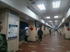-八宝山(地铁站)