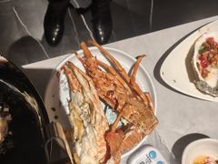 -雍容荟帝王蟹活龙虾展台自助(IFS黑金店)