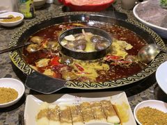 -椒香城门口老火锅(长寿路店)