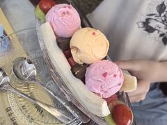 -广信牛奶甜品世家(台东店)
