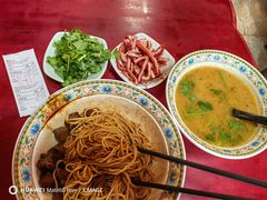 -金杨拉面王小吃面馆·牛三宝面·红烧牛肉粉